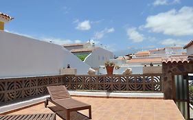 Los Cisnes Encantadora Casa Con Jardin Y Estudio Vista Al Mar